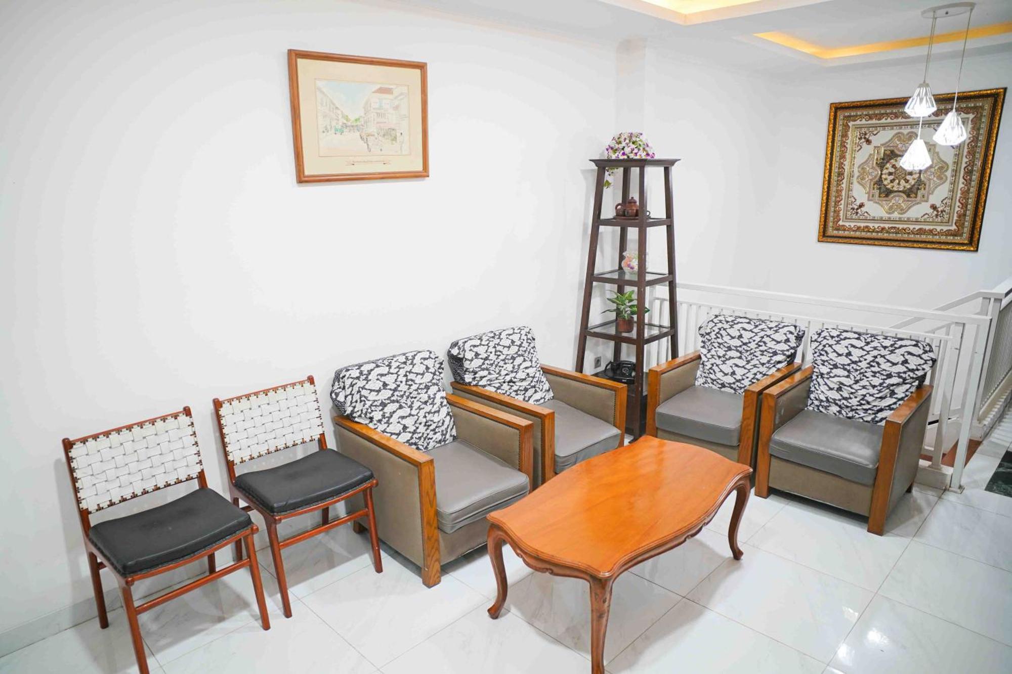 Schones Haus Private Pool & Netflix By Grorental Bandung Exterior foto